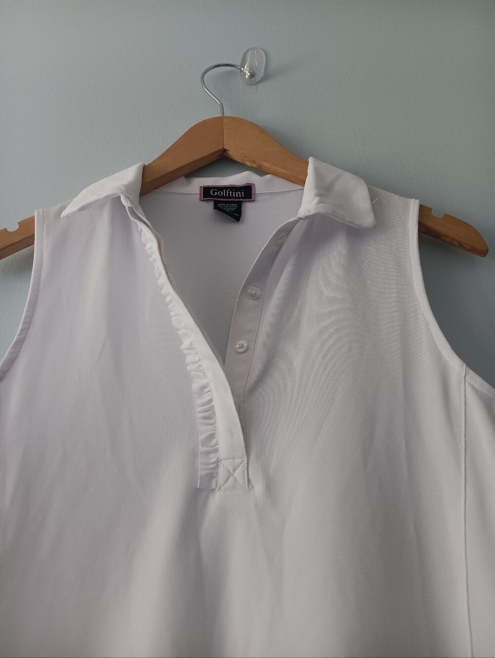 Golftini White Ruffle Button Sleeveless Golf Active Top S - Picture 3 of 4